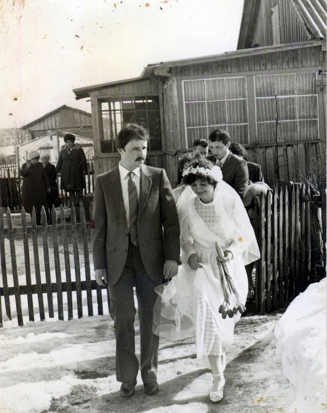 Деревенская свадьба. А в наши дни в столице проходит Вс...