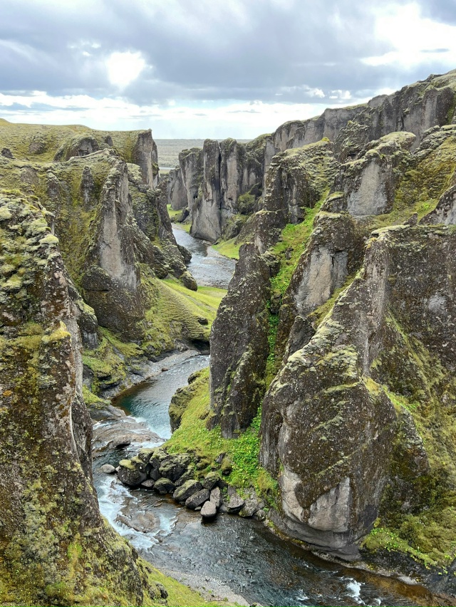 ?Фьядрарглюфур — один из самых впечатляющих каньоно?...