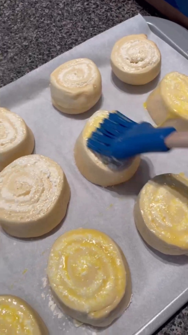 Эти вкуснейшие булочки с творогом бесподобно получают...