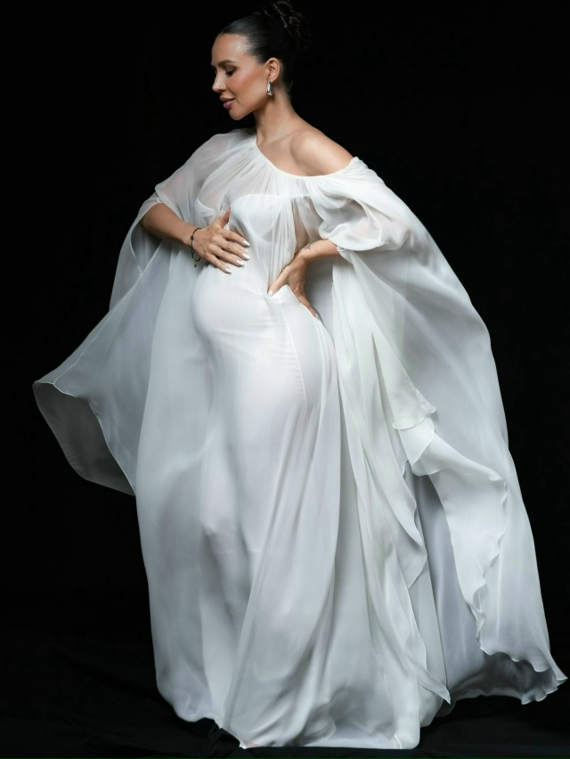 Отец будущего ребёнка Лерчека Луис Сквиччиарини подел...