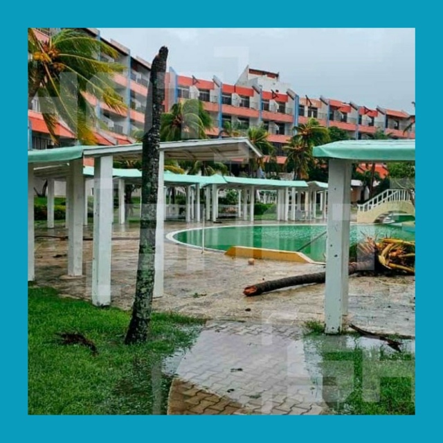 Российские туристы выбрали отдых среди руин, лишь бы н?...