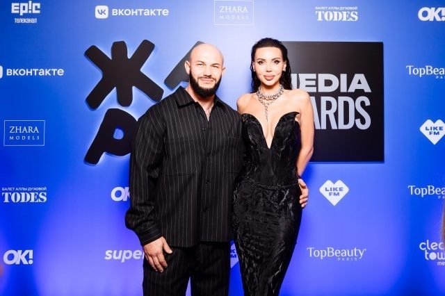 Первый светский выход Оксаны Самойловой после суда с Д...