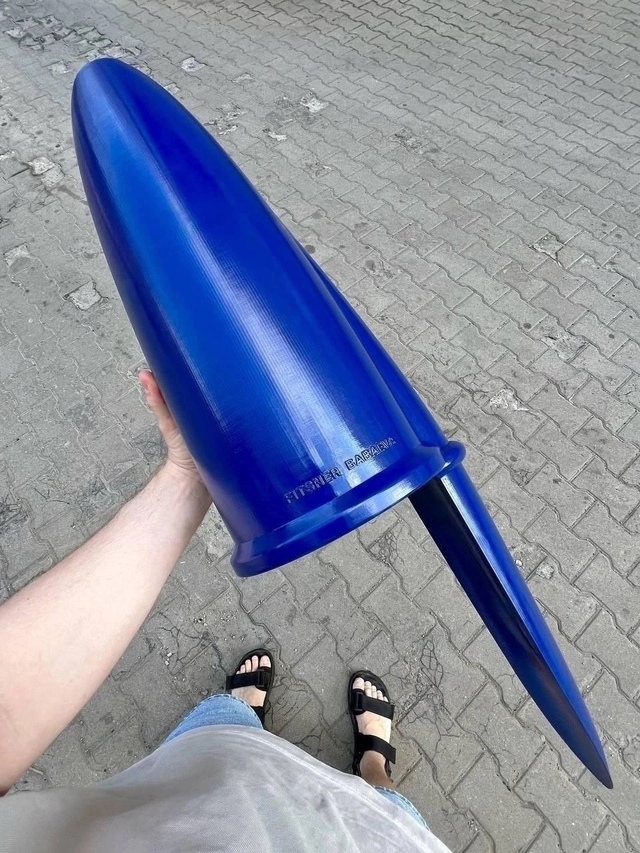 ❗️😂 Российские дизайнеры придумали шляпу в виде кол?...