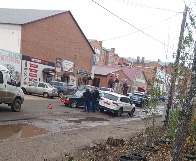 На Фрунзе ДТП 😟