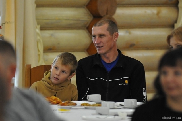 В Тамбовской области более 300 отцов ушли в отпуск по ух?...