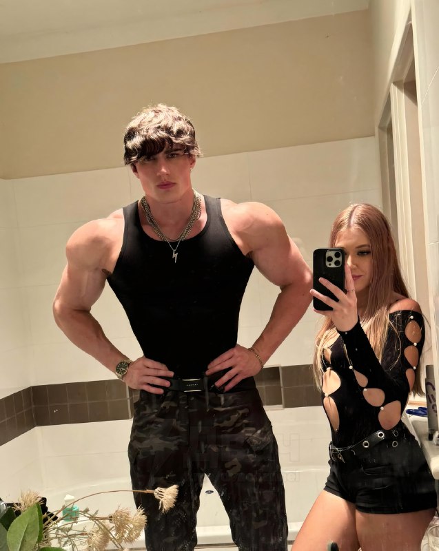 Американский стример, который прославился за счёт внешности и считался «одним из главных гигачадов»,