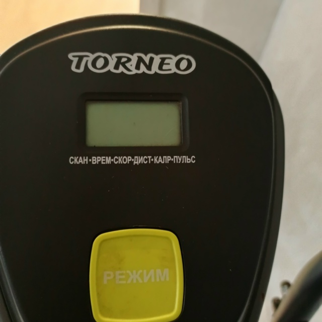 Продается эллиптический тренажёр. Torneo.В хорошем состо?...