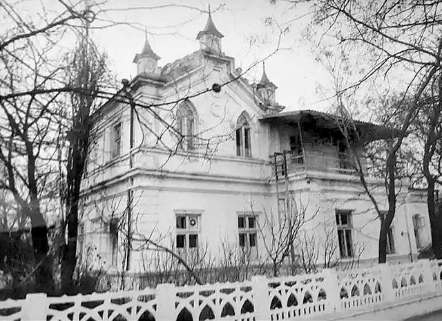 Евпатория 1970-85 и 1980-89 – Дача «Покой» И.С. Шайтана. Терри?...