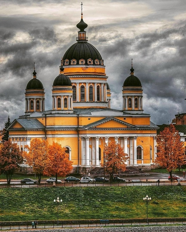 Осенний Рыбинск ❤
📷 Сергей Чекалов