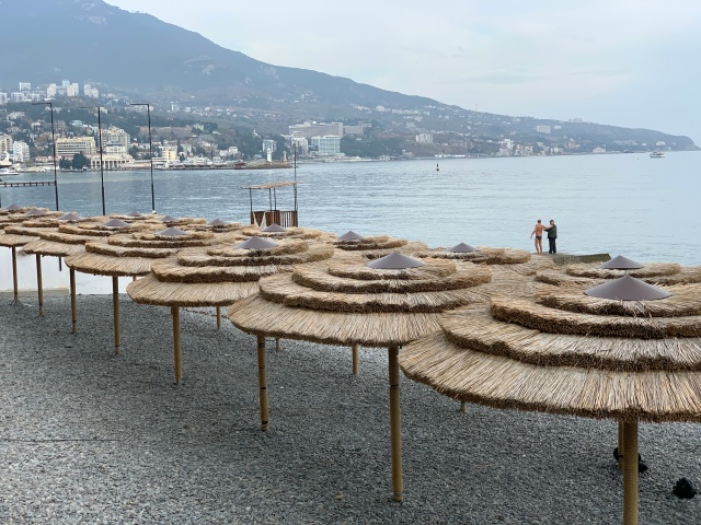 Ноябрь в Ялте. Просто фото на телефон.