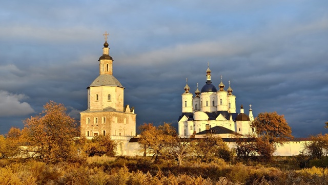 ‼️ Окрестности Свенского монастыря осенью.