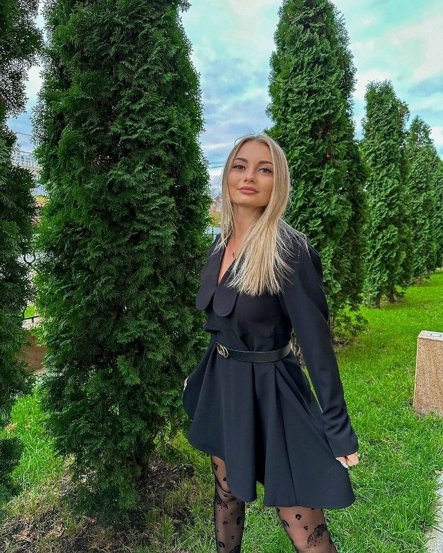 Знакомлюсь)