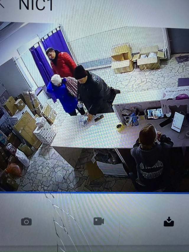 Здравствуйте , женщины прошу подойти на ПВЗ машиностро...