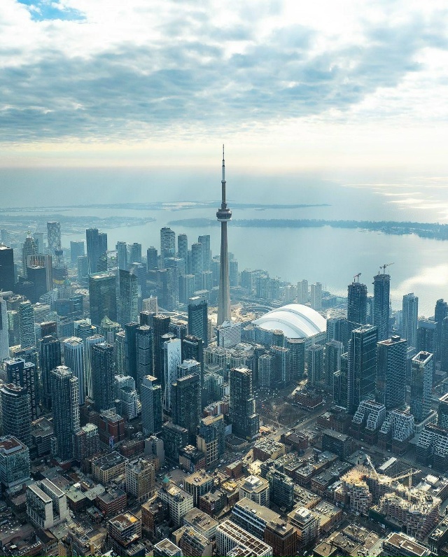 🌍 Торонто — сердце Канады и один из самых динамичных ?...