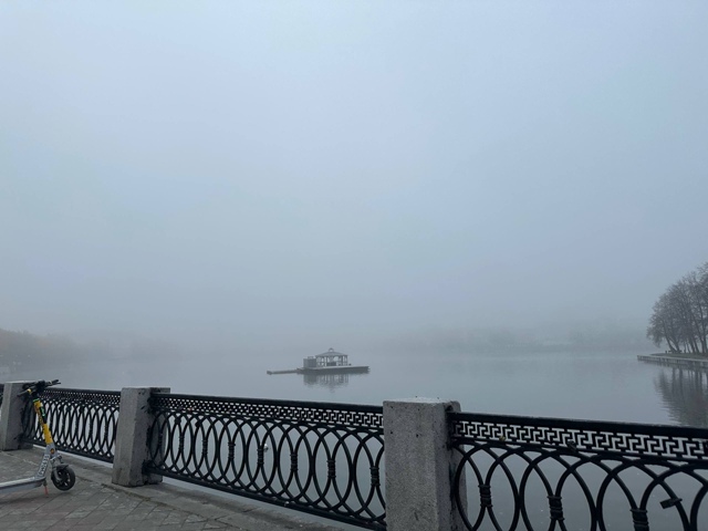 Ещё несколько туманных кадров от наших подписчиков.