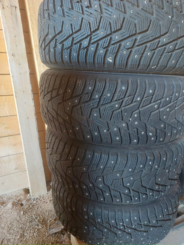 Продам шины Hankook 205/55R16
- Состояние новых
- Все шипы на ме...