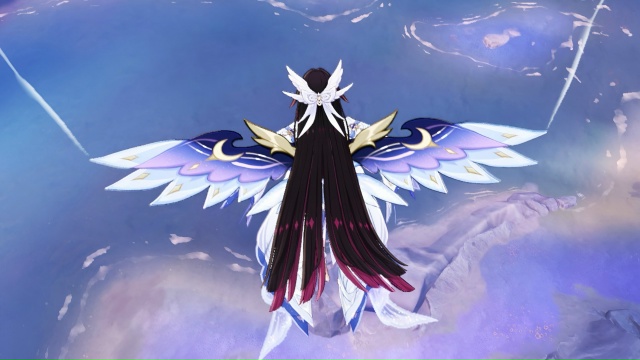 — Теперь это официально самые нежные и красивые крылы?...