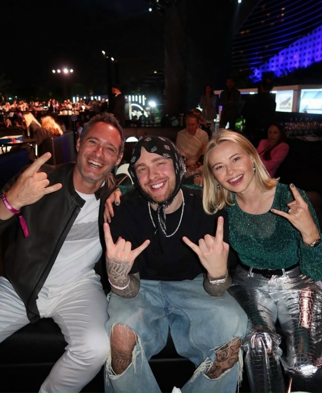 Семья российского певца Егора Крида готовится к попол?...