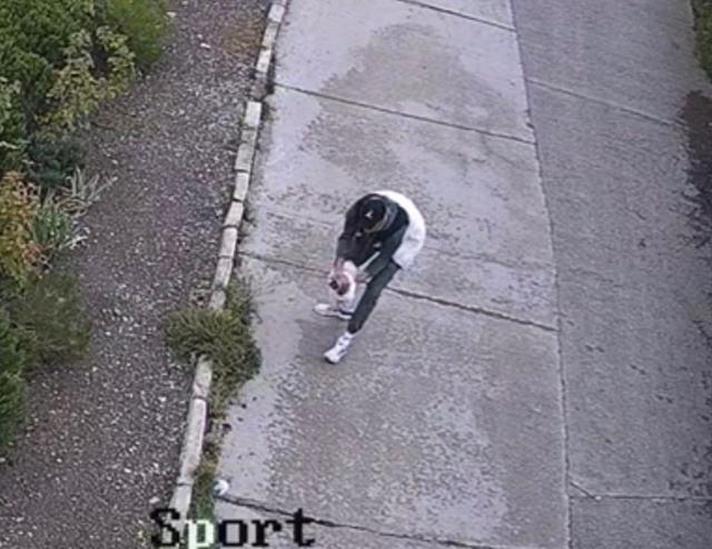 Ну что за люди? 🤬 Молодой человек на видео в 13:34 ,11.10.25
Н...