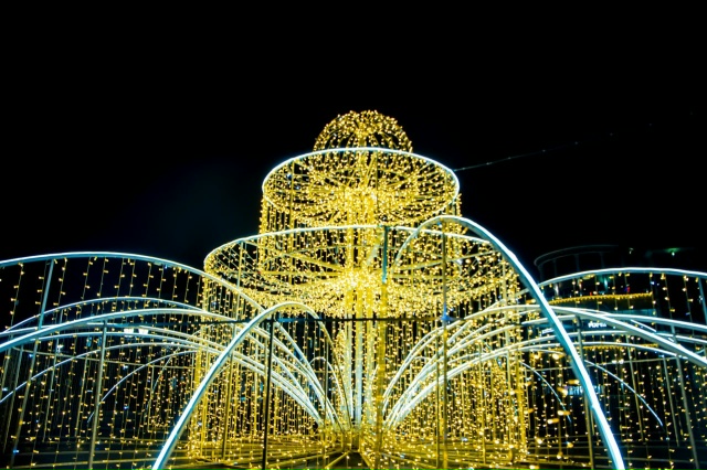 ?Курск продолжает готовиться к новогодним праздника?...