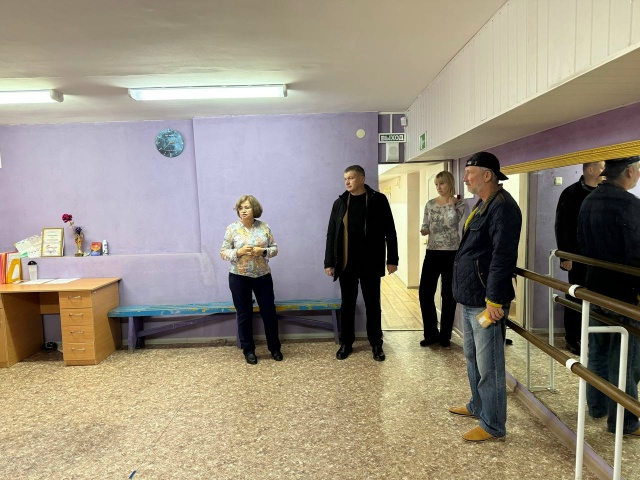 Сегодня вместе со своим заместителем Сергеем Колганов...