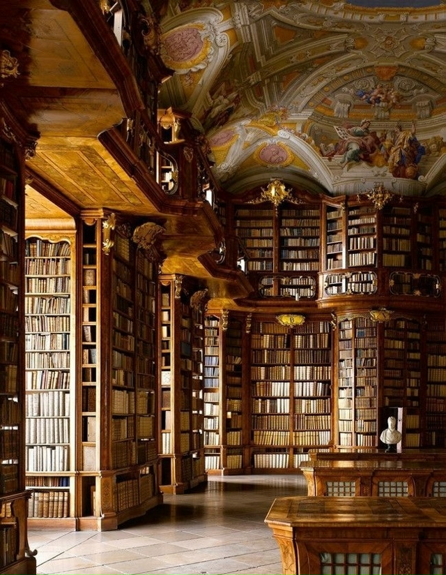 Книги – самые тихие и самые постоянные друзья, они сам?...
