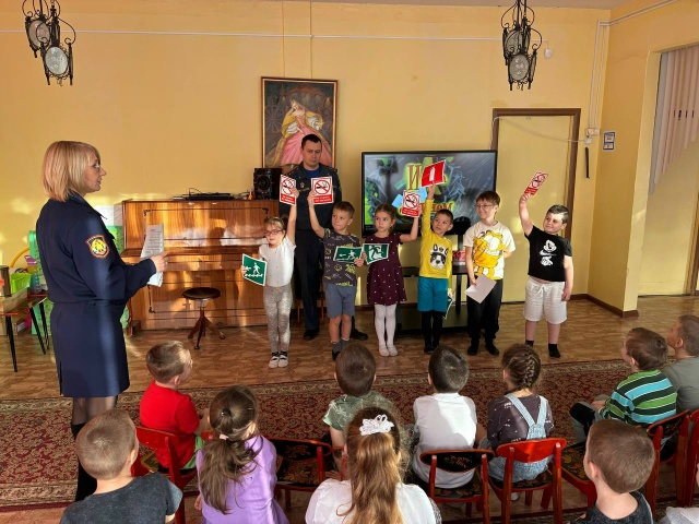 С раннего возраста необходимо воспитывать у детей нав?...