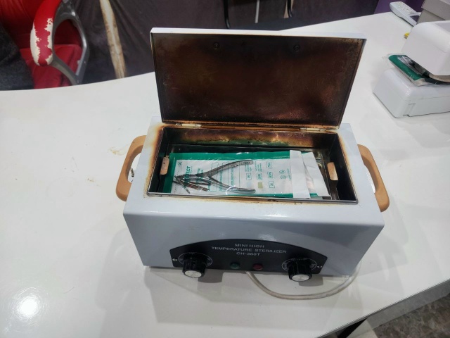 Продается оборудование б/у в косметологический кабине...