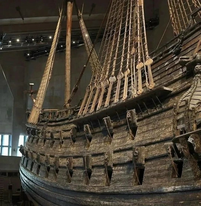 «Васа» — корабль-легенда и символ завышенных амбиций.
...