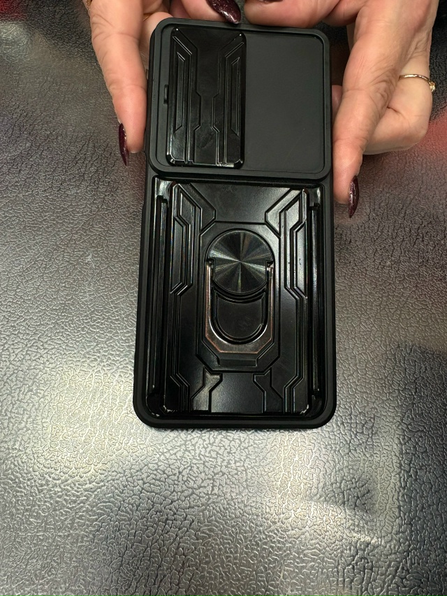 Найден телефон, забирать по адресу Ферсмана дом 32а, Бри...