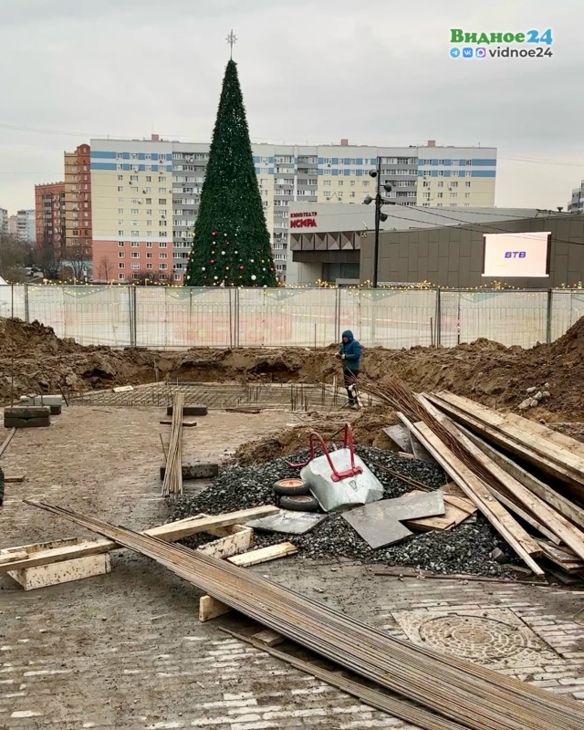 В Видном возводят 15-метровую стелу в честь участников ?...