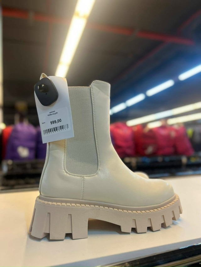 Пара зимней обуви за 999 рублей - это мечта?
Вовсе не ме?...