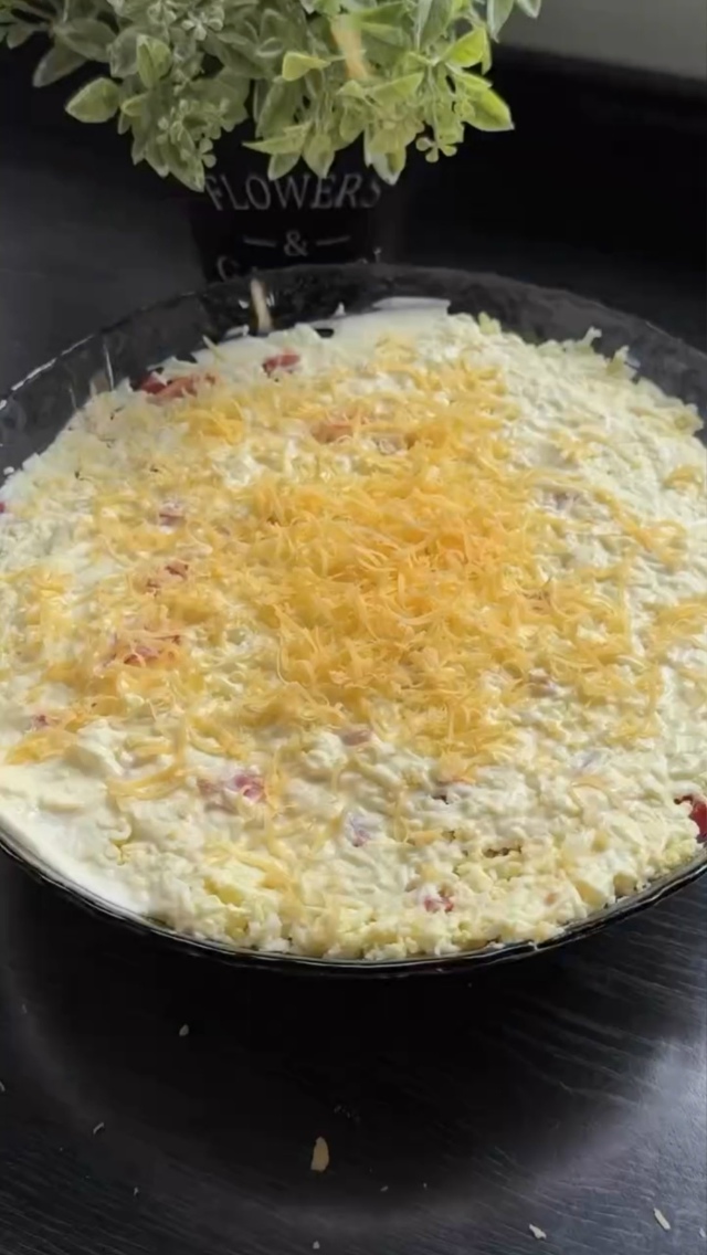Готовим лёгкий летний салатик с куриной грудкой!
Инг?...
