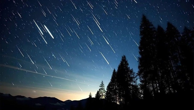 💫 В ночь с 21 на 22 октября над Пензенской областью прой?...