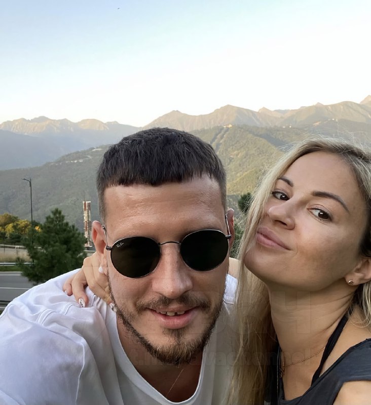 Пара из России продала две московские квартиры, чтобы открыть ферму марихуаны в Таиланде. Что могло