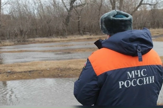 ☀️ В НАО РЕЗКО УСИЛИЛОСЬ СНЕГОТАЯНИЕ: КОММУНАЛЬЩИКИ П...