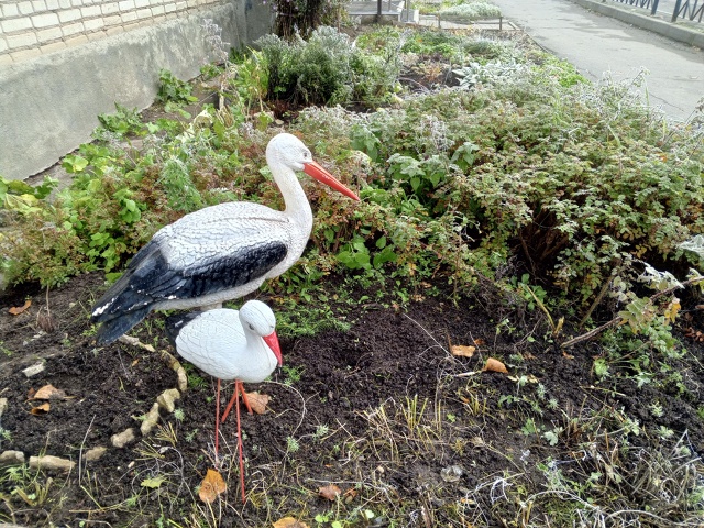 На Авиационной 27 находится шашлычная 