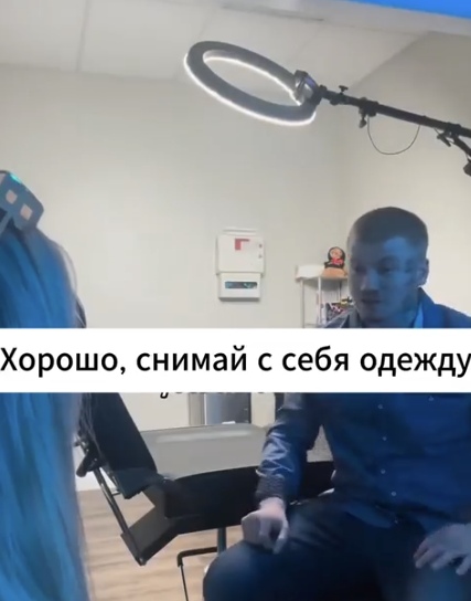 Парень умеет расслаблять девушек