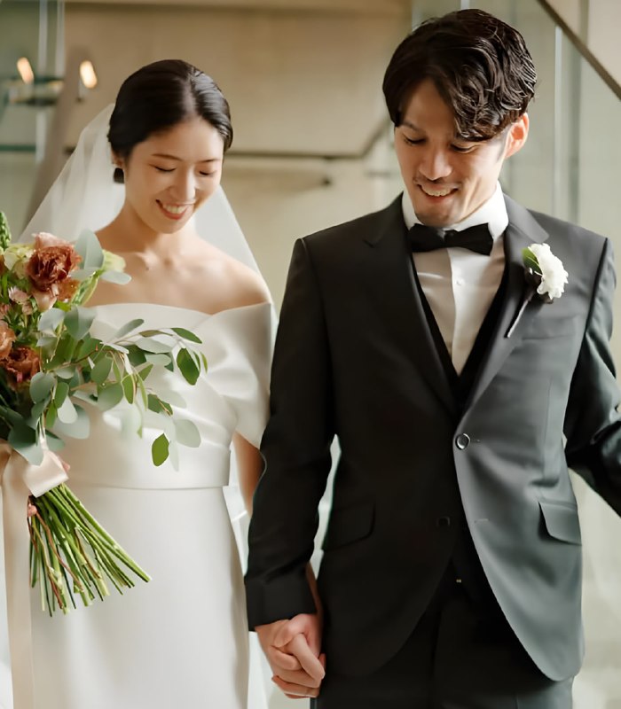 💍 ПОЖЕНИЛИСЬ БЛАГОДАРЯ «Югио!»!
Девушка поделилась совершенно киношной историей о том, как вышла за