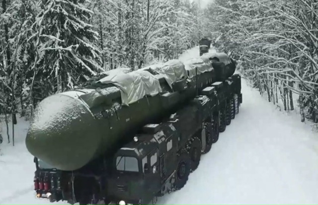 Мальчишки, С праздником Вас! Здоровья Вам и всех благ! С...