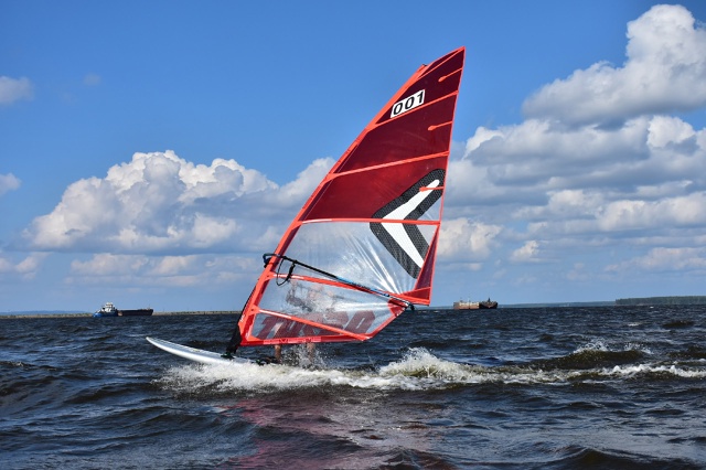 Лови волну ⛵
Фото: Андрей Колегов
