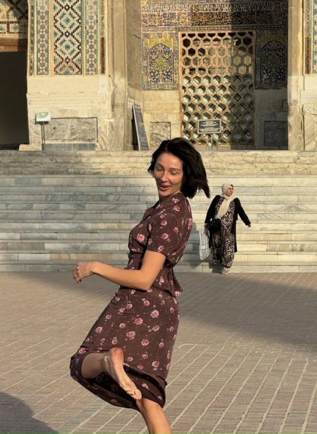 Актриса Настя Ивлеева наконец-то счастлива😅
Девушка ...