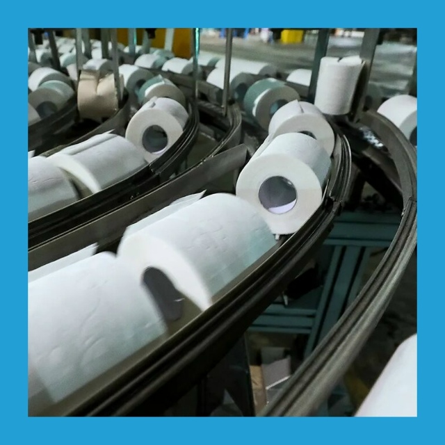 Изoбpaжeниe хpaмoв нa туaлeтнoй бумaгe вызвaлo peзoнaнc в Γocдумe
...