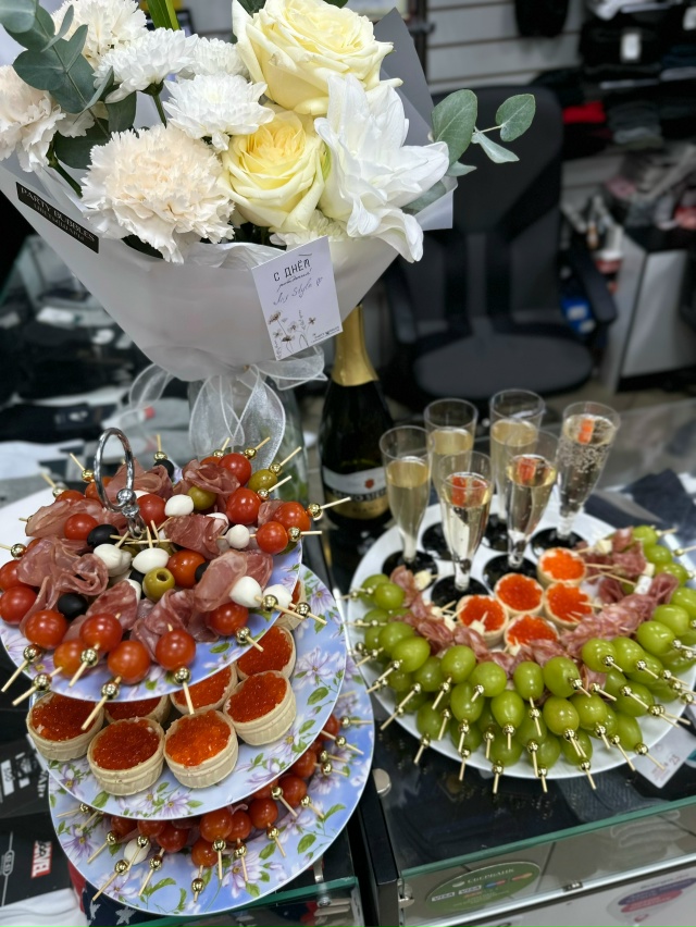 erid: 2VtzquZYBqx
Дорогие покупатели ждём вас на ДНЕ РОЖДЕНИИ ...