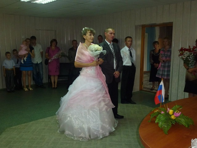 Поздравляю с днём свадьбы желаю счастья здоровья успе?...