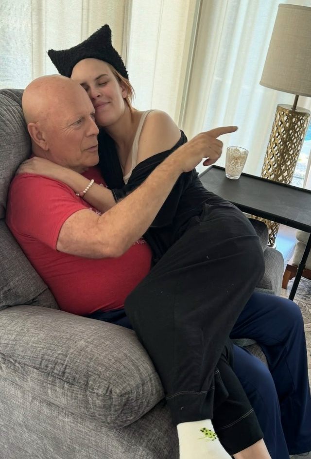 Жена Брюса Уиллиса Эмма Хемминг уже подготовила все к ?...