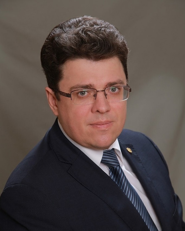 Чиновник из Уфы проигрался в сочинском казино и сжёг с?...
