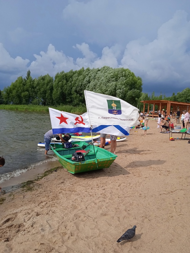 Москитная флотилия Озера Плещея выполнила большие ман...