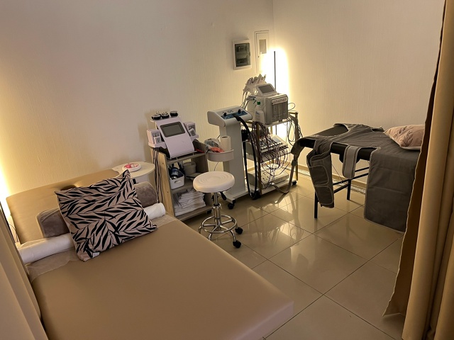 💆♀️ Аппаратный уход и массаж в студии в гостинице Т...