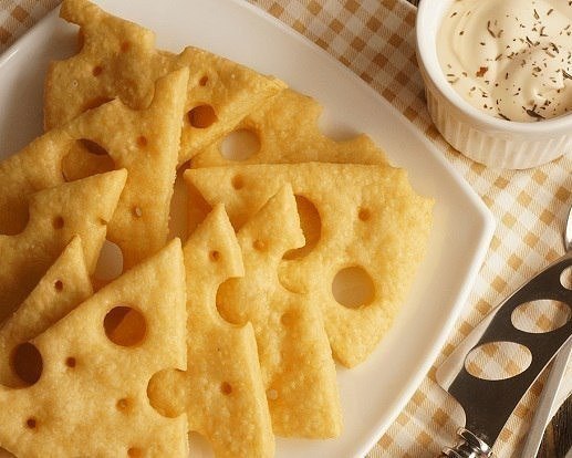 ЛЕГКИЕ СЫРНЫЕ КРЕКЕРЫ
Ингредиенты:
- 100 гр. сливочного...